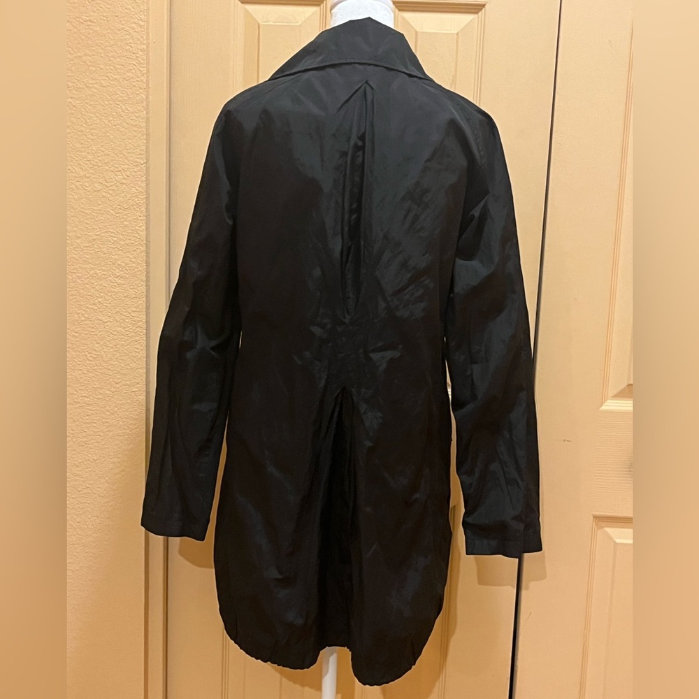 Chico’s black long raincoat/ windbreaker/ trench coat. Silver-tone buttons. Sz M - Picture 4 of 10